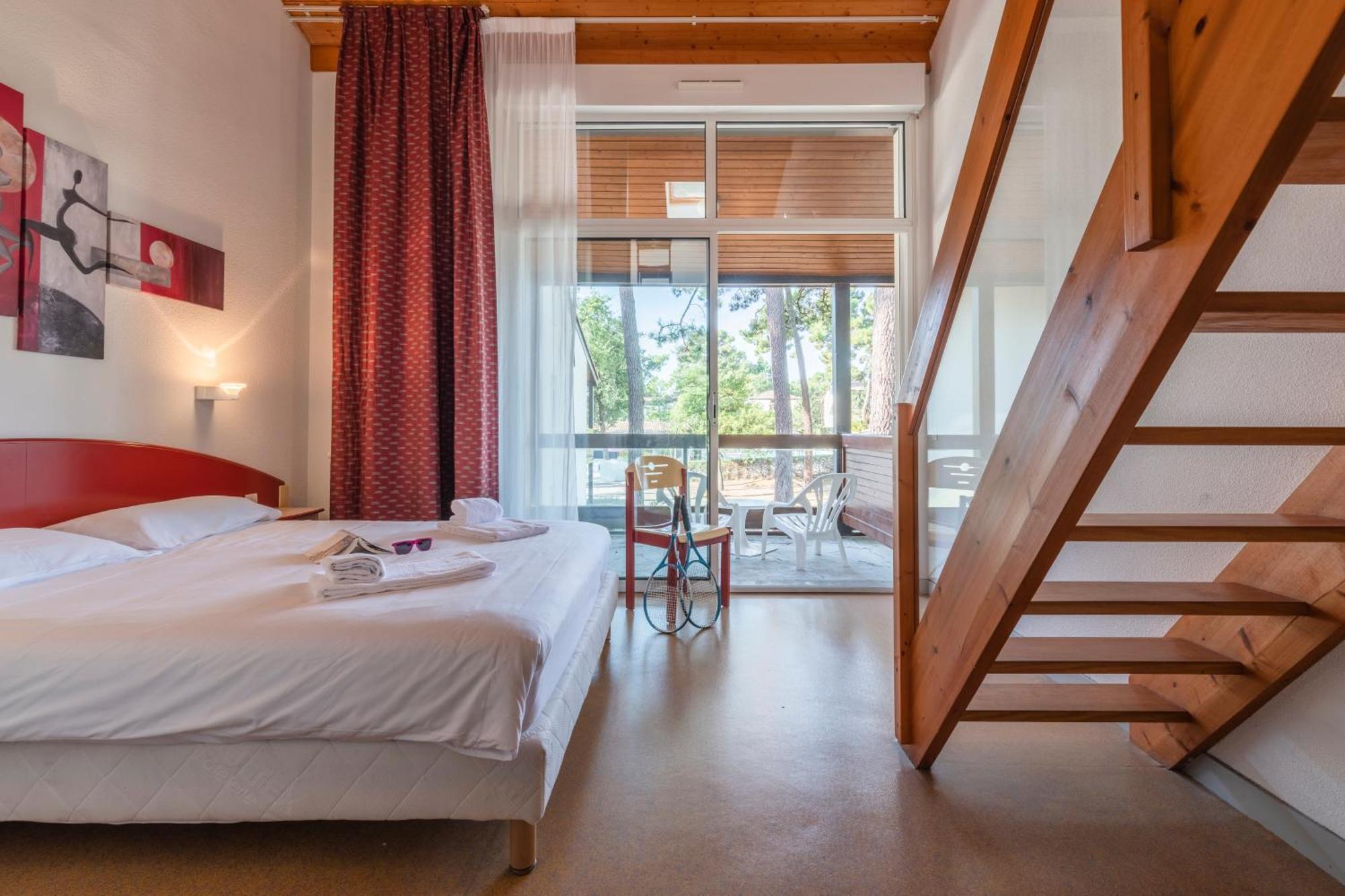 Azureva Ronce Les Bains Ξενοδοχείο Εξωτερικό φωτογραφία